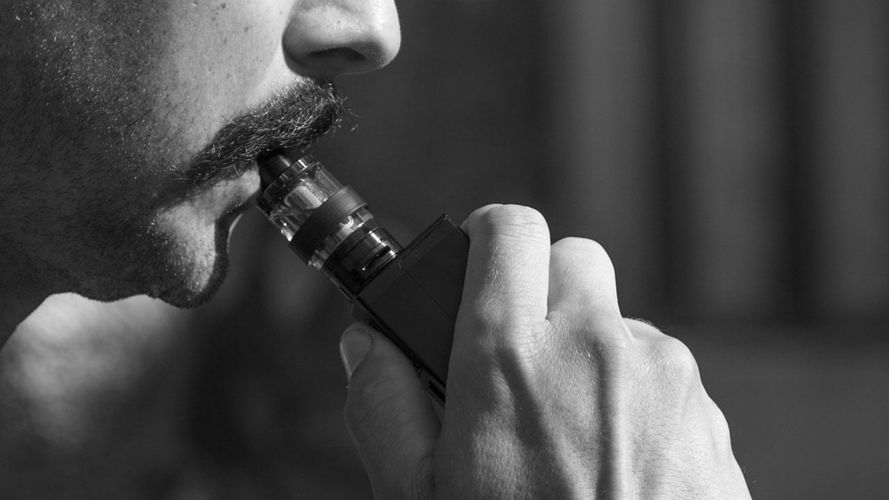 Understanding the Crucial Role of Airflow in Vape Tanks - Q Vapehouse  Online EU